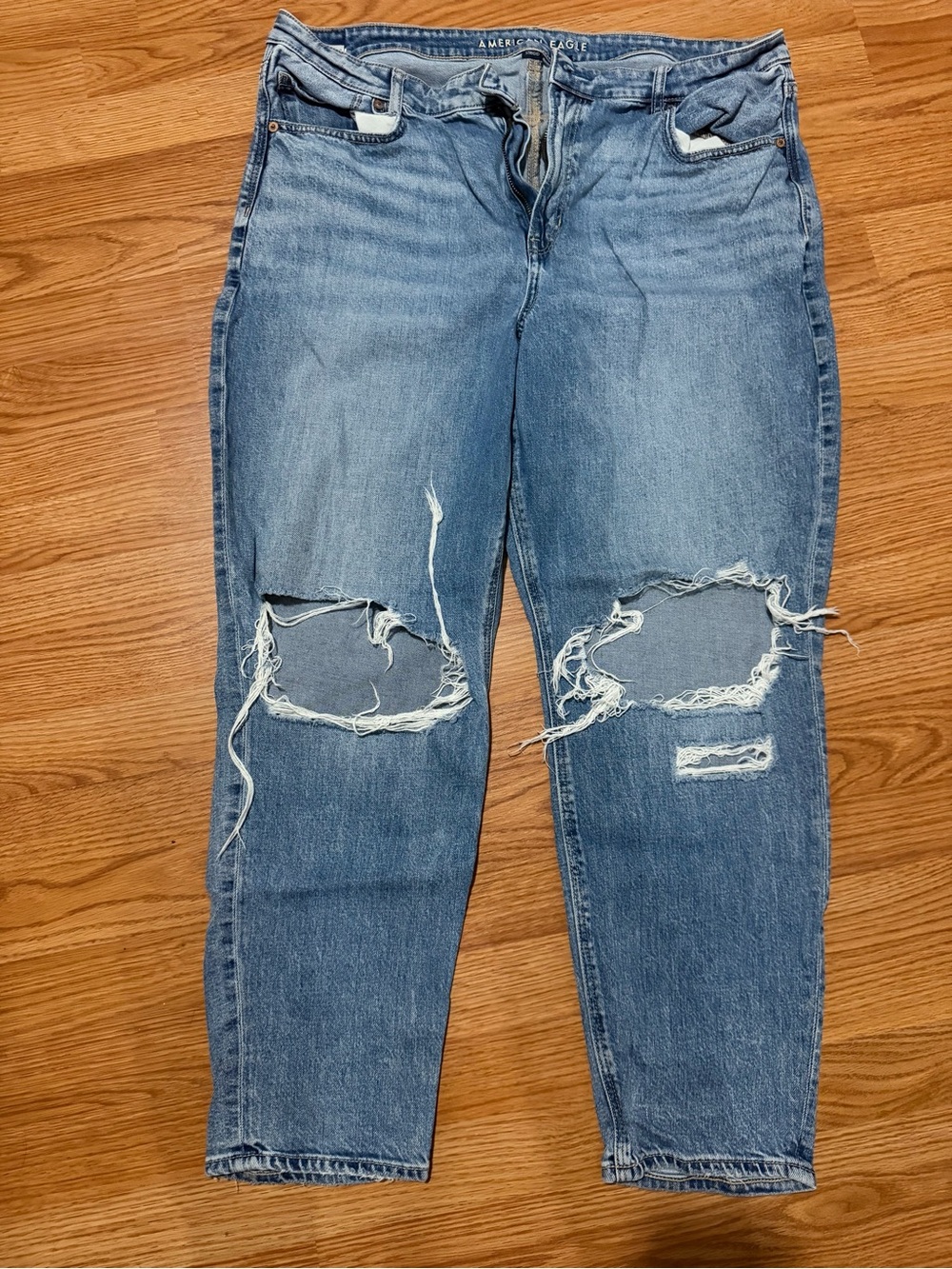 American Eagle Outfitters Light Blue Straight Leg Ripped Jeans